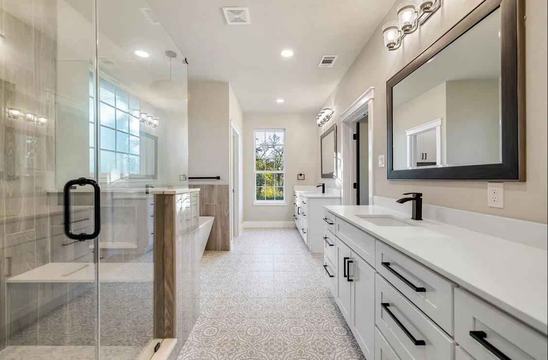 Luxury Bathrooms